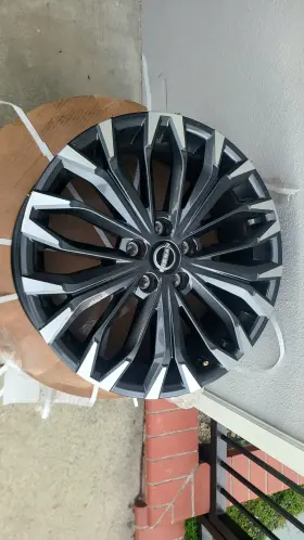 D0c006rz6a Nissan D0c006rz6b Rogue Platinum 2024 2025 2026 19 Inch Oem Wheel Rim