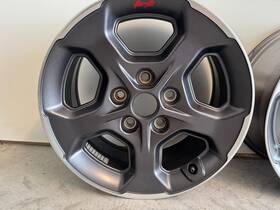 Oem 001121 Four 4 2019 Jeep Wrangler Rubicon Wheels 17 Excellent Condition