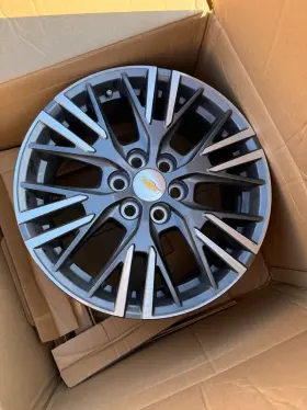 84886628 Oem 2024 Chevy Traverse 18 Inch Rims
