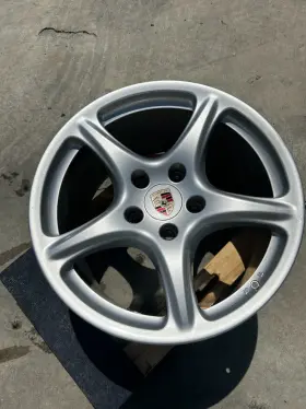 997.362.162.04 Oem 2011 Porsche 911 Carrera S Rear Wheel 19x11
