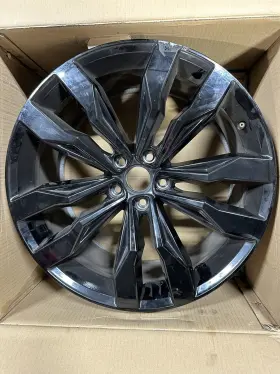 Aly70049u45 Oem Volkswagen Tiguan R-line Wheel Black - 5x112 20 Inch X8.5 Et38 Used