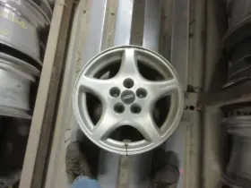 560-06517a Pontiac Wheel 16x7 Aluminum 5 Straight Spokes Silver Fits 94-96 Grand Prix 86256