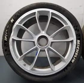 99136216382 Porsche 16 911 Gt3 Rs Front 20 Inch Center Lock Wheel Tire #1 #2420 Kk1