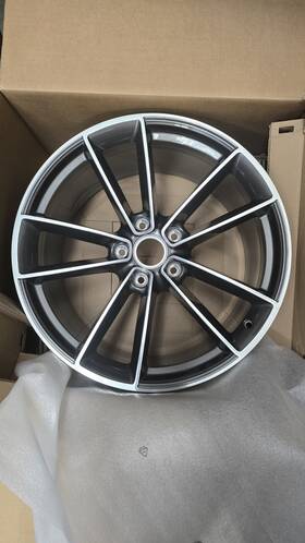 Porsche 992.601.025.dh Oem 911 992 S 4s Targa Carrera Classic 3 21 Inch Rear Wheel/rim