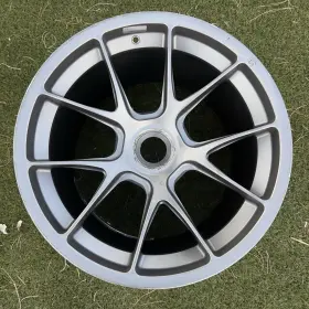 9f1.601.075 Porsche Oem 18 Inch 911 992 Gt3 Cup Rear Wheel Rim 18x13 - Apptech Satin Platinum