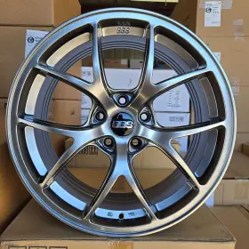 Fia88653d Replicas 4x 18 Inch Platinum Ri-a Style Wheels 18x8 5x114.3 35 Bbs Fit Honda Infiniti Toyota