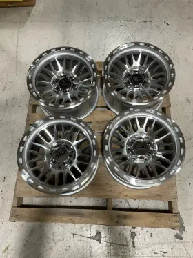 6l-grf-ms Ssw Off-road Off-road/ Griffon/ Machined Silver/ 17x9.0 -25 Set Of 4