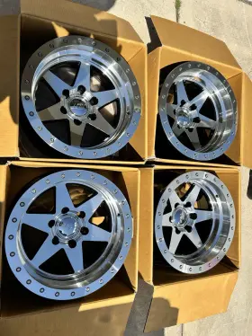 Scs019987 Stealth Custom Series Sold As 4 Wheels Lug Pattern 6x5.5/6x139.7 Offset 17x9-39
