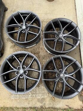 T Sportline 8976546 Ts5 20 Inch Model 3/y 20x8.5 35 Wheels