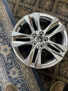 4260d-08020 Toyota 2021-2024 Sienna 18x7.5 Inch Aluminium Alloy Wheel Rim