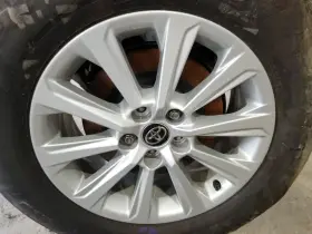 560-10525 Toyota 24 2024 Grand Highlander Xle 18x7-1/2 Wheel Alloy 10 Spokes Silver