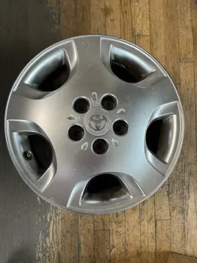 560-69432 Toyota Wheel 16x6 Alloy 5 Spoke Fits 03-04 Avalon 561944
