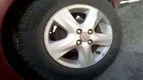 560-69501 Toyota Wheel 15x5-1/2 Alloy 5 Spoke Fits 06-08 Yaris 25328851