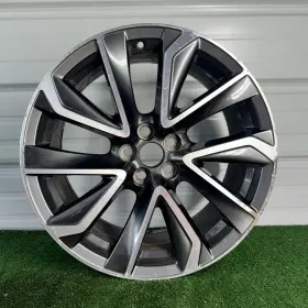 560-75236 Toyota 18 Inch X 8 Alloy Factory Oem Wheel Rim 2019 2020 2021 2022 Camry