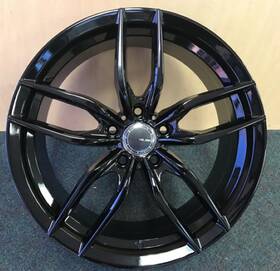 Velsen Ve5331806b 18 Inch Vel 533 Wheel 18x8 38 5x114.3 Cb 73.1 Gloss Black Rim