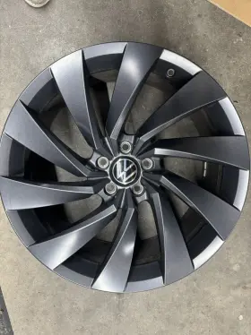 3g8601025d2zt Volkswagen Oem Arteon Inch Rosario 8 X 20 Wheel Dark Graphite Matte Used Chipped