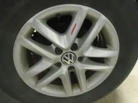 560-69873 Volkswagen Wheel 16x6-1/2 Alloy 5 Double Spoke Fits 09-11 Tiguan 2022495