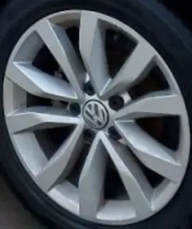 560-69975 Volkswagen 2017 Beetle Oe Wheel 17x7 10 Spoke
