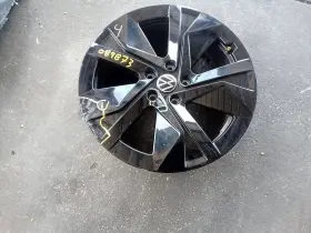 560-70122 Volkswagen Wheel 18x7-1/2 5 Angled Spoke Fits 24-25 Taos 369235