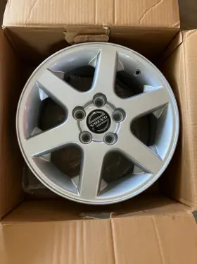 3624208 Volvo 8624208 Wheel Inch Naiad 15x6.5 5x108. 850 S70 V70 C70 S90 V90 960