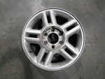 2005 2006 Ford Expedition Wheel Aluminum 17X7-1/2 Double Spoke Used. Price: $104.96.