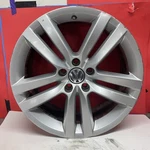 Volkswagen Cc 2013-2015 18" Factory Original Wheel Rim 69952 3C8601025P Used. Price: $158.29.