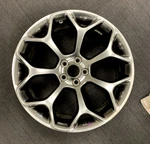 Chrysler 300 Wheel 20" 2015-2022 2539 5SH90TRMAB Used Factory Original Rim. Price: $350.00.