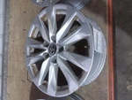 Wheel 17X6-1/2 Alloy Spoke Silver Fits 22-25 Corolla Cross 2103349 Used. Price: $213.89.
