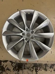 Tesla Model X 2016-2020 22 Oem Wheel Rim 102724700F 97845A Rear W12003 Nib New. Price: $380.00.