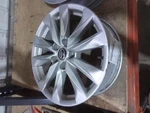 Wheel 17X6-1/2 Alloy Spoke Silver Fits 22-25 Corolla Cross 2103347 Used. Price: $213.89.
