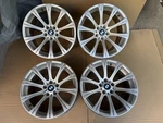 E60 E61 M5 Oem Staggered Wheel Set Of 4 Rims Good Used. Price: $1100.00.