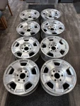 Oem Chevy Tahoe Suburban Silverado Avalanche 17X7.5X31MM 6X5.5 9596344 Wheel Used. Price: $75.00.