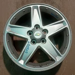 2005-2006 Chevrolet Equinox 17X7 Silver Spoke Wheel Rim Oem 9595554 Used. Price: $130.00.
