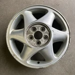 1993 - 1995 Ford Taurus 16'' Oem Silver Right Side Wheel 16X6 5X4.24 3736 Used. Price: $115.00.