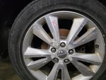 Wheel 20X8 Aluminum Face With Painted Pockets Fits 11-13 Durango 1339730 Used. Price: $165.00.