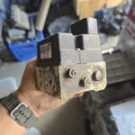 01 02 03 04 Dodge Dakota Durango Abs Pump Anti Lock Brake Module Part 52113417 Used. Price: $75.00.