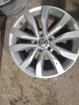 2013-2016 Volkswagen Beetle Wheel Rim 17X7 Alloy Exposed Lug Nuts 10 Spoke Used. Price: $140.00.