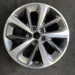 Kia Machined Charcoal Sorento Factory Rim 18" 2019 Wheel Original Alloy 74783B Used. Price: $174.78.