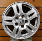 Honda Cr-v 2002 03 2004 15" Oem Rim Wheel 63842 42700S9AA01 99698176 Used. Price: $89.95.