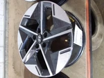 Wheel 18X7-1/2 Angled Spoke Fits Tucson 2148005 Used. Price: $379.88.