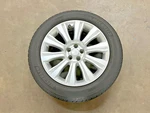 2014-2019 Range Rover Evoque 19'' Wheel Rim With Tire 235/55R19 8JX19 LOT2704 Used. Price: $254.00.