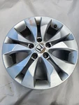 Used Wheel Fits: 2014 Honda Cr-v 17X6-1/2 Alloy 10 Spoke Lug Nut Aligned With Na. Price: $108.00.