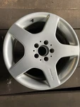 98-05 Mercedes-benz W163 ML55 Oem Amg 18" Aluminum Wheel Rim *A1634012102 #BR2-1 Used. Price: $126.14.