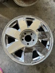 General Motors Machined Silver Deville Oem Wheel 17 2003-2005 Original 4571 Used. Price: $200.00.