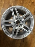 18X9 Rear Mercedes E350 E550 2011-2016 Factory Oem Wheel Rim Amg A2124013702 Remanufactured. Price: $480.00.