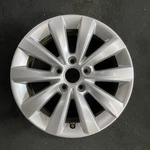 Volkswagen Beetle Passat Oem Wheel 16 2013-2019 Factory Original Rim 69927 Used. Price: $136.93.