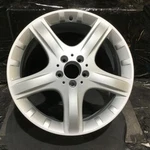 2006-2010 ML320 ML350 ML500 R350 R500 65369 A Wheel 19X8 Rim Silver 1664011202 Used. Price: $228.95.