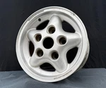 Land Rover Defender, Discovery 1 "tornado" Silver Alloy Wheel 95 On (ANR5307MNH) Used. Price: $38.00.
