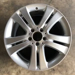 Mercedes-benz R-class 18 Original Factory Alloy Silver Wheel (used). Price: $75.00.