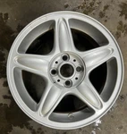 #71192A 08-14 Mini Clubman Oe Used Wheel Silver 16" 36116769409. Price: $157.50.